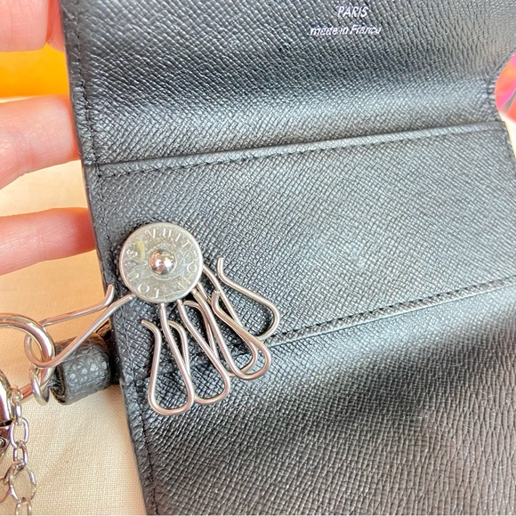 Louis Vuitton Macagascar key case holder with wristlet Keychain bracelet - Picture 10 of 14